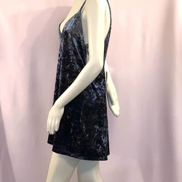 NWT TOBI slip dress   - Picture 5 of 7